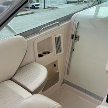 Grady-White Express 370