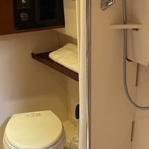 Grady-White Express 370