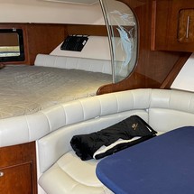 Grady-White Express 370