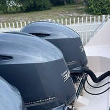 Grady-White Express 370