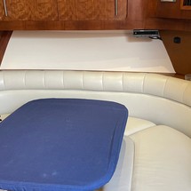 Grady-White Express 370