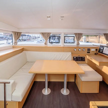 Lagoon 400 S2