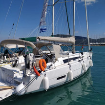 Dufour 390