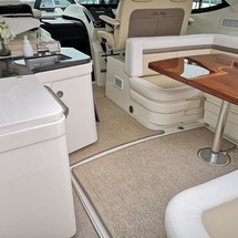 Sea Ray 410 Sundancer