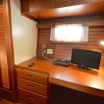 Grand Banks 52