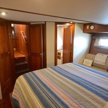 Grand Banks 52