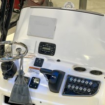 Nauticstar 2302 legacy