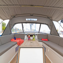 hot seat and giant (1 and 3 person)