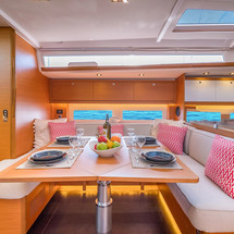 hot seat and giant (1 and 3 person)