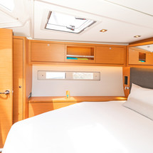 hot seat and giant (1 and 3 person)