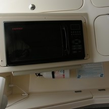 Grady-White Express 330