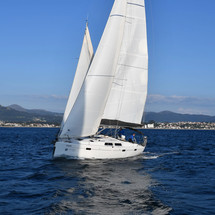 Hanse 415