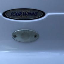 Four winns 220 horizon