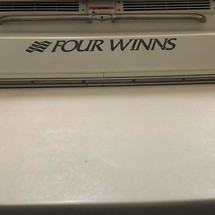 Four winns 220 horizon