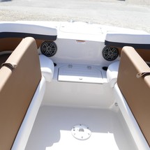 Starcraft Marine MDX OB 211 E