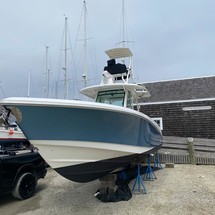 Boston Whaler 350 Outrage