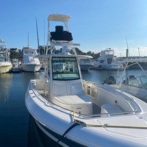 Boston Whaler 350 Outrage