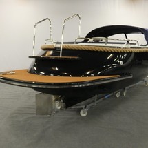 Avon Grand Tender 670