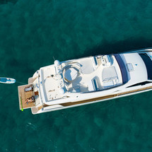 Ferretti 780