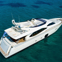 Ferretti 780