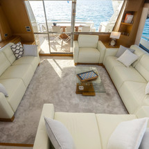 Ferretti 780