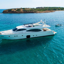 Ferretti 780