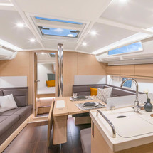 Hanse 418