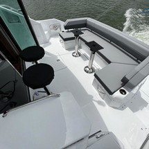 Cruisers Yachts 54 Cantius