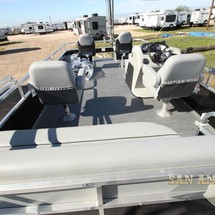 Lowe Ultra 202 Fish & Cruise