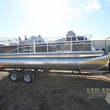Lowe Ultra 202 Fish & Cruise