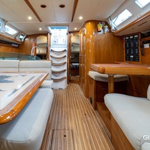 Jeanneau Sun Odyssey 43