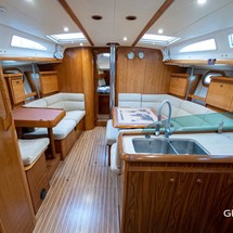 Jeanneau Sun Odyssey 43