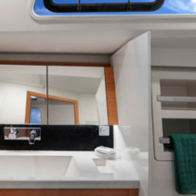 Hanse 418
