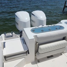 288 Sea Fox Commander