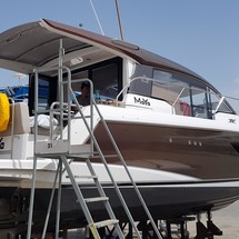 Sealine C330