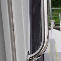 Sealine C330