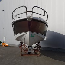 Sealine C330