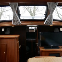 Van der valk challenger royal 42