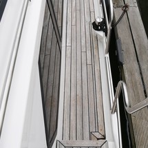 Van der valk challenger royal 42