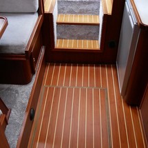 Van der valk challenger royal 42