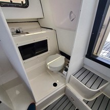 Robalo 2640 walkaround