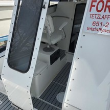 Robalo 2640 walkaround