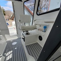 Robalo 2640 walkaround