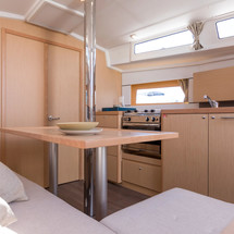 Beneteau Oceanis 38.1