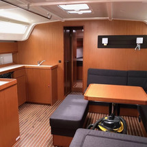 Bavaria Cruiser 51