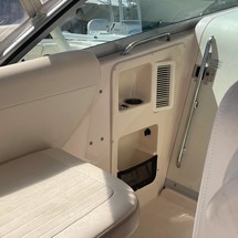 Grady-White Express 370