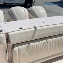 Grady-White Express 370