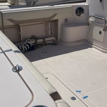 Grady-White Express 370