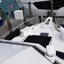 Hatteras GT 54