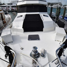 Hatteras GT 54
